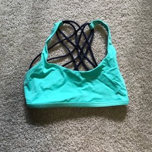 Lululemon sport-bra